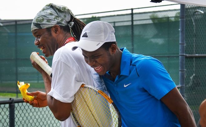 转战西亚意 转战西亚意